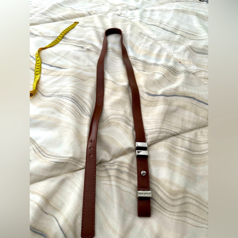 Michael Kors brown leather belt. Brown leather belt